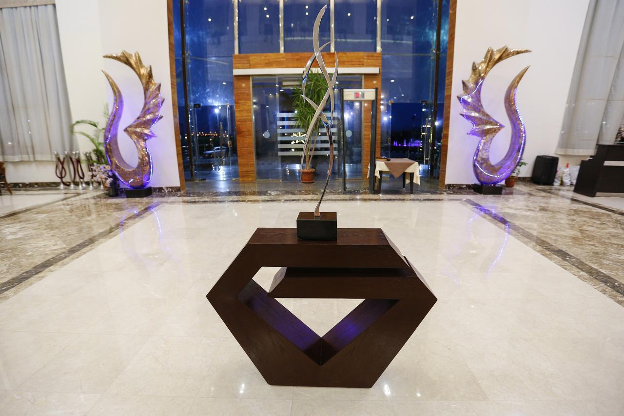 Tolip Family Park Hotel Каир Экстерьер фото The lobby of the hotel